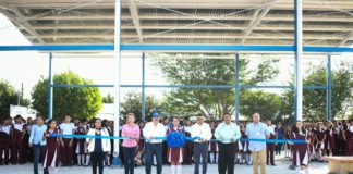 Inaugura Presidente Municipal techumbre en la Secundaria Técnica #92.
