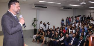 Realiza UAT seminario anual de prostodoncia