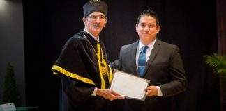 Entrega la UAT Premio al Investigador Joven 2019