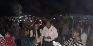 Lleno total, al rededor de mas de un millar de habitantes quienes se dieron cita en la posada navideña a colonias de Río Bravo,organizada por el diputado Héctor Villegas “El Calabazo”
