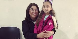 Se reúne Adriana Lozano con legisladora infantil