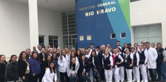 FESTEJAN TRABAJANDO ANIVERSARIO NUMERO 8 DEL HOSPITAL GENERAL