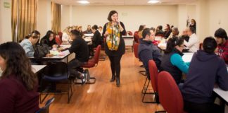 Imparte UAT a estudiantes talleres de creatividad y empleabilidad