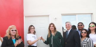 Entregó Alcaldesa casa de sorteo del Predial