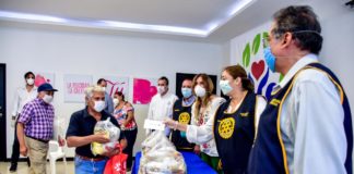 AGRADECEN ABUELITOS EMPACADORES APOYO