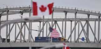 Frontera Canadá-EU permanecerá cerrada un mes más