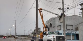 Rehabilita Municipio red de alumbrado público