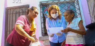 ENTREGA DIF REYNOSA APOYOS EN LA COLONIA LA JOYA
