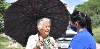 DIF RÍO BRAVO ENTREGA LITROS DE LECHE EN COLONIAS MÁS VULNERABLES