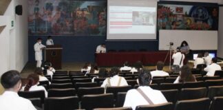 Entregan plazas de internado a estudiantes de Medicina-UAT Tampico