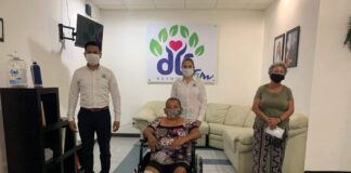 ENTREGA DIF REYNOSA ANDADORES Y SILLAS DE RUEDAS