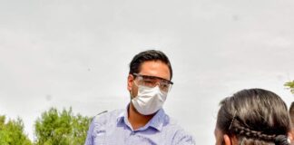 Entrega Voluntariado DIF apoyos a familias de La Escondida y Américo Villarreal