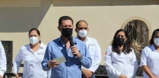 SERVANDO DA BANDERAZO A CAMPAÑA DE BACHEO EN LA COLONIA PLAN DE GUADALUPE