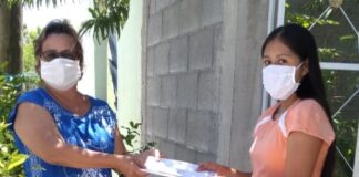 Entrega Municipio Becas casa por casa a estudiantes reynosenses