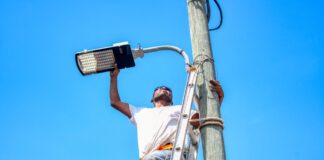 La rehabilitación del Alumbrado Público no para en Río Bravo