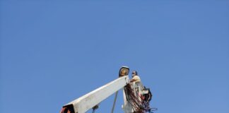 Atestiguan ciudadanos rehabilitación de alumbrado público