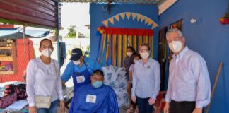 DIF Reynosa entregó apoyos a las familias de la colonia Villa Florida sector B