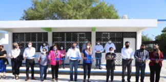 Entrega Municipio nueva Biblioteca a escuela Benito Juárez