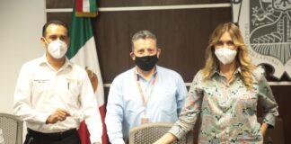 Entregan 7,000 vales de descuento al Magisterio