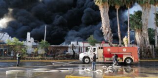 Combate PCyB incendio en maquiladora