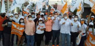 Un bache un voto por Juan Carlos Zertuche