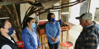 Va Letty Gutiérrez por la recuperación del seguro popular.