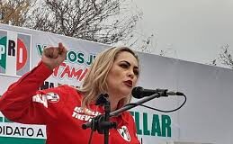 En la sociedad hay mujeres capacitadas para desempeñar puestos públicos : Isnelia Treviño