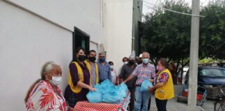 Señora Noelia Cantú de Millán y su gran equipo, sigue con la entrega de mas despensas