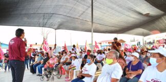 Apoyan familias a Carlos Peña en Nuevo México y Bugambilias