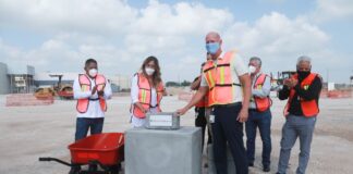 Coloca Maki primera piedra para ampliación de planta maquiladora