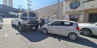 Auxilia Tránsito de Reynosa a conductores