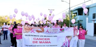 Participan Alcalde y Representante del DIF, en marcha Contra el Cáncer de Mama