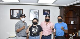 RECIBE ALCALDE A DEPORTISTAS