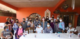 DIF Reynosa entrega apoyo alimentario a los abuelitos de Casas Club y Grupos en Comunidad