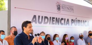 Atiende el Presidente Municipal Carlos Peña Ortiz a habitantes de Los Almendros