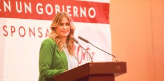 El personal docente de Reynosa va de la mano con Maki Ortiz.