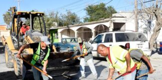 REFUERZA GOBIERNO DE RÍO BRAVO BACHEO EN BRECHA 115