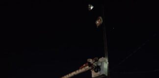 Gobierno Municipal, realiza rehabilitación nocturna de alumbrado en plazas y parques y unidades deportivas