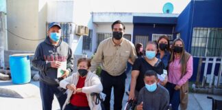 Acompañan dependencias municipales, Sistema DIF y COMAPA, al Presidente en recorrido por colonias.