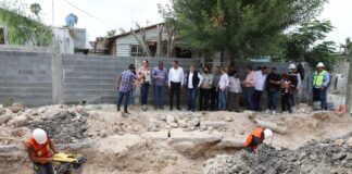 Avanzan trabajos de colector de aguas residuales en colonia Hidalgo.