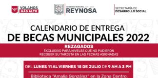 Entrega Gobierno de Carlos Peña Ortiz Becas municipales para rezagados