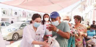 Atendió DIF-Reynosa necesidades de abuelitos en Los Almendros