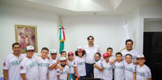 Recibió Carlos Peña Ortiz a peloteritos representantes de Reynosa en Puerto Rico