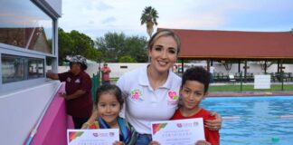 SE GRADUAN CERCA DE 200 ALUMN@S, QUE SE INSCRIBIERON A CLASES DE NATACION EN LA BOCA DEL PAYASO.