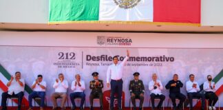 Presidió el Alcalde Carlos Peña Ortiz Desfile Conmemorativo del 212 Aniversario de la Independencia de México