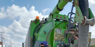 Realiza COMAPA Reynosa saneamiento en líneas de drenaje sanitario