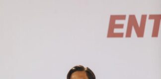 Recomendó Carlos Peña Ortiz a estudiantes cuidar su salud y no abandonar sus sueños.