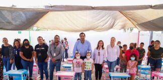 Entrega Alcalde Carlos Peña Ortiz mobiliario para niños de CAIC