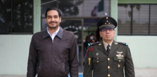 Asistió Carlos Peña Ortiz a ceremonia de cambio de mando en la VIII Zona Militar