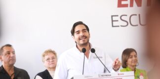 Inauguró Carlos Peña Ortiz techumbre del CETIS 71